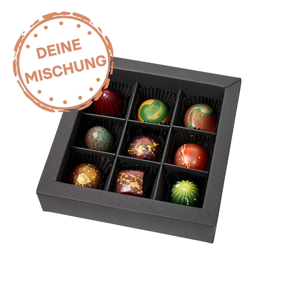 Pralinenbox mit 9 individuell wählbaren handgemachten Pralinen in edler Verpackung