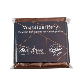Tafelschokolade Vollmilch mit Urwaldpfeffer von Maasz - cremig, exotisch, würzig