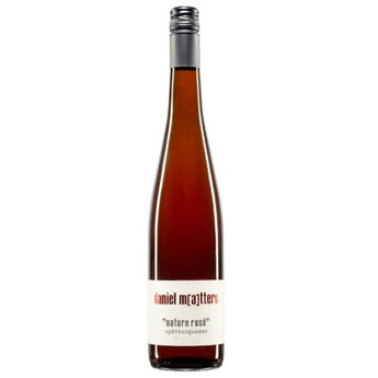 Flasche Nature Rosé Spätburgunder - gereifter Naturwein vom Weingut Mattern