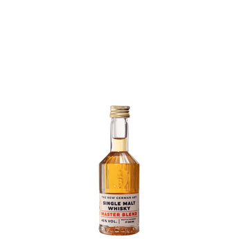 Betz Single Malt Whisky Master Blend - bernsteinfarbener Whisky in der Mini Flasche.