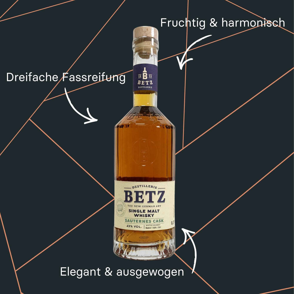 Betz Single Malt Whisky Sauternes Cask - kräftige Farbe in hoher Whiskyflasche.