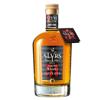 SLYRS 51 Whisky Flasche mit goldgelbem Single Malt