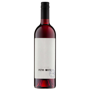 Claire Red Rosé vom Weingut Peth-Wetz - kraftvoller Rosé mit Bordeaux-Rebsorten in eleganter Flasche mit intensiver Farbe