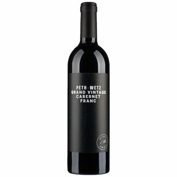 Cabernet Franc Grand Vintage von Peth-Wetz - kraftvoller, eleganter Rotwein in dunkler Flasche