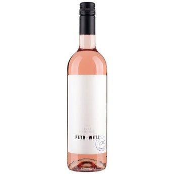 Flasche Rosé d’une Nuit von Peth-Wetz - fruchtig-eleganter Rosé in Lachsrosa