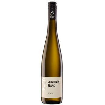 Sauvignon Blanc vom Weingut Quint, hellgelb leuchtend, mit frischem Fruchtaroma
