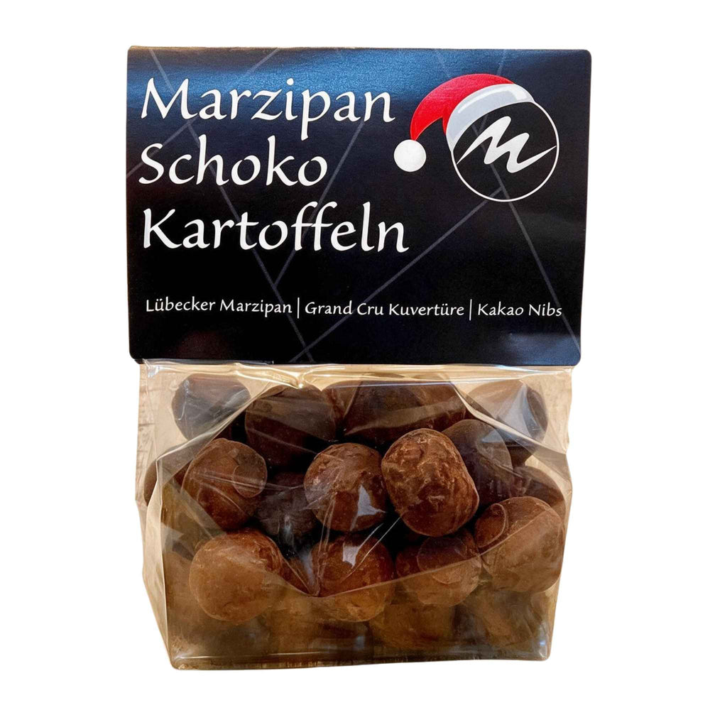 Marzipan-Schoko-Kartoffeln mit Kakaonibs, Kuvertüre und Kakao, handgerollt