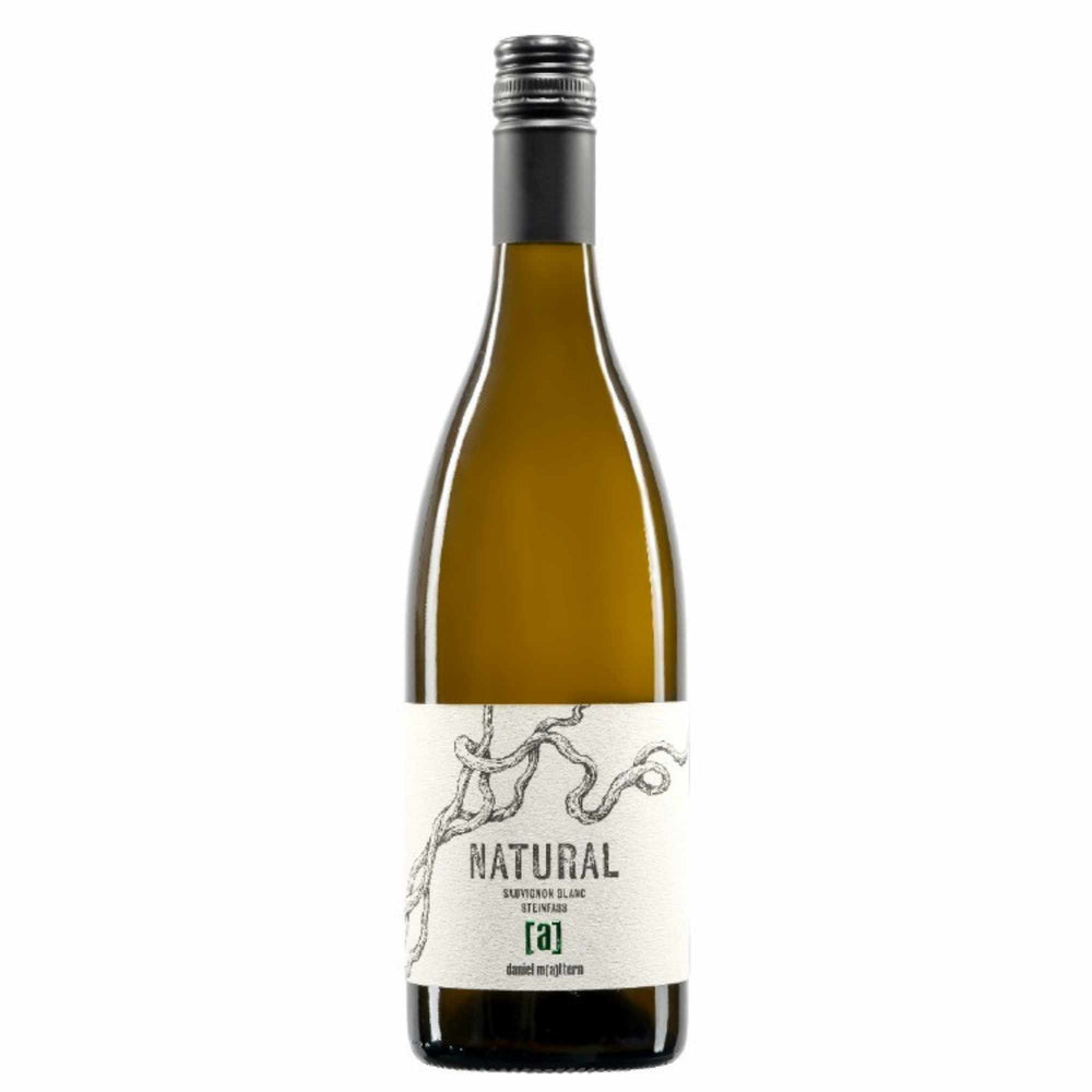 Flasche Natural Sauvignon Blanc vom Weingut Mattern - Granitfass-Ausbau