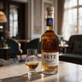 Betz Single Malt Whisky Sauternes Cask - kräftige Farbe in hoher Whiskyflasche.
