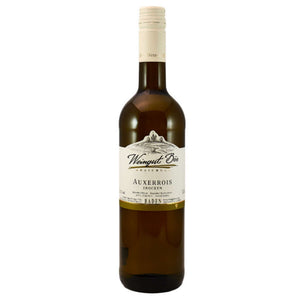 Flasche Auxerrois Weißwein vom Weingut Bös, Baden