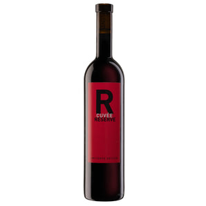 Flasche Rotwein-Cuvée vom Weingut Quint mit dunklen Beerenaromen und Barrique-Note
