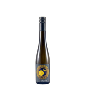 Flasche Honeymoon Edelsüßwein vom Weingut Stairs n Roses mit goldgelber Farbe